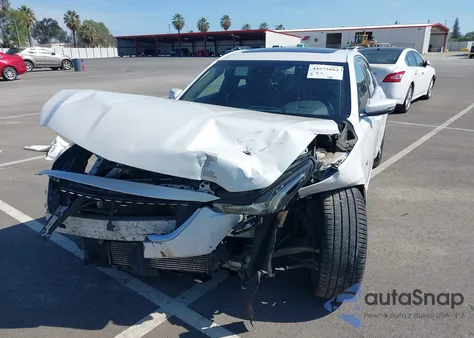 2021 Cadillac Ct5 Luxury z USA, uszkodzony, nr VIN 1G6DW5RK2M0121140